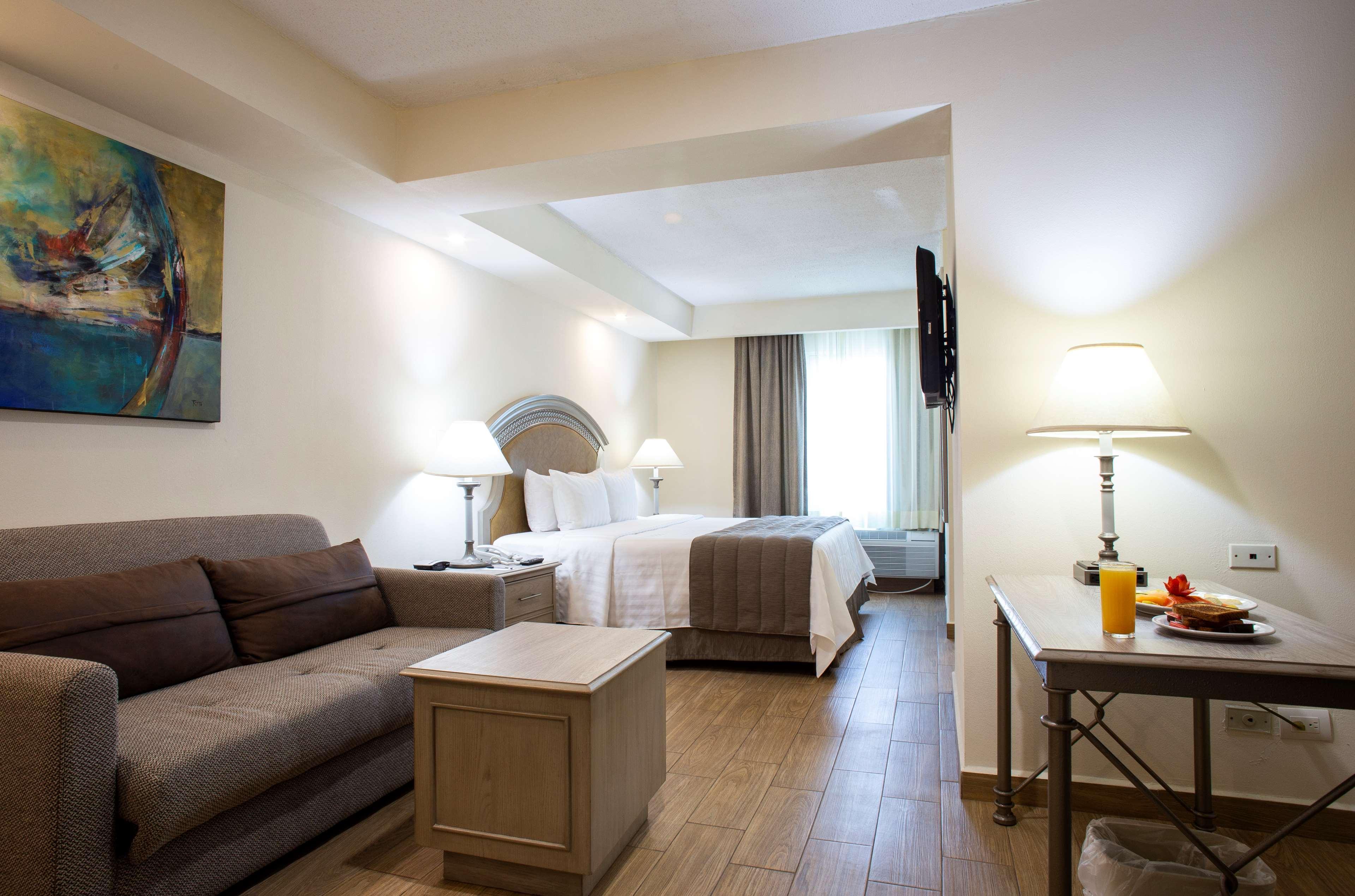 Best Western Plus Monterrey Colon Экстерьер фото