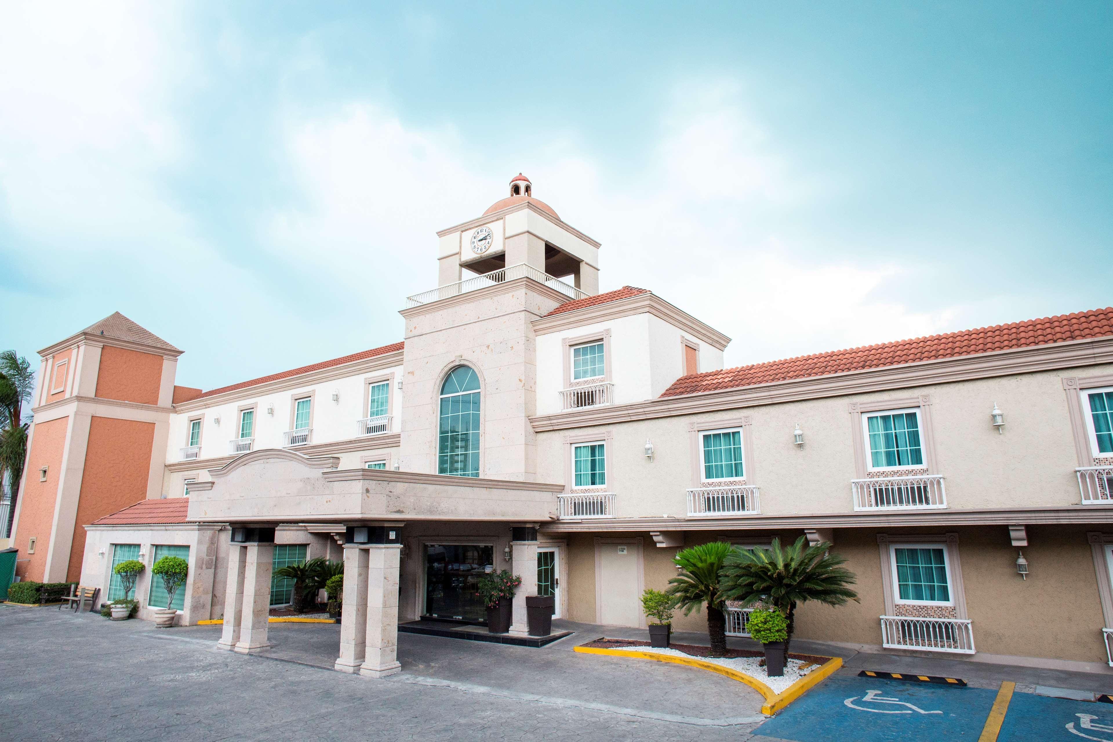Best Western Plus Monterrey Colon Экстерьер фото