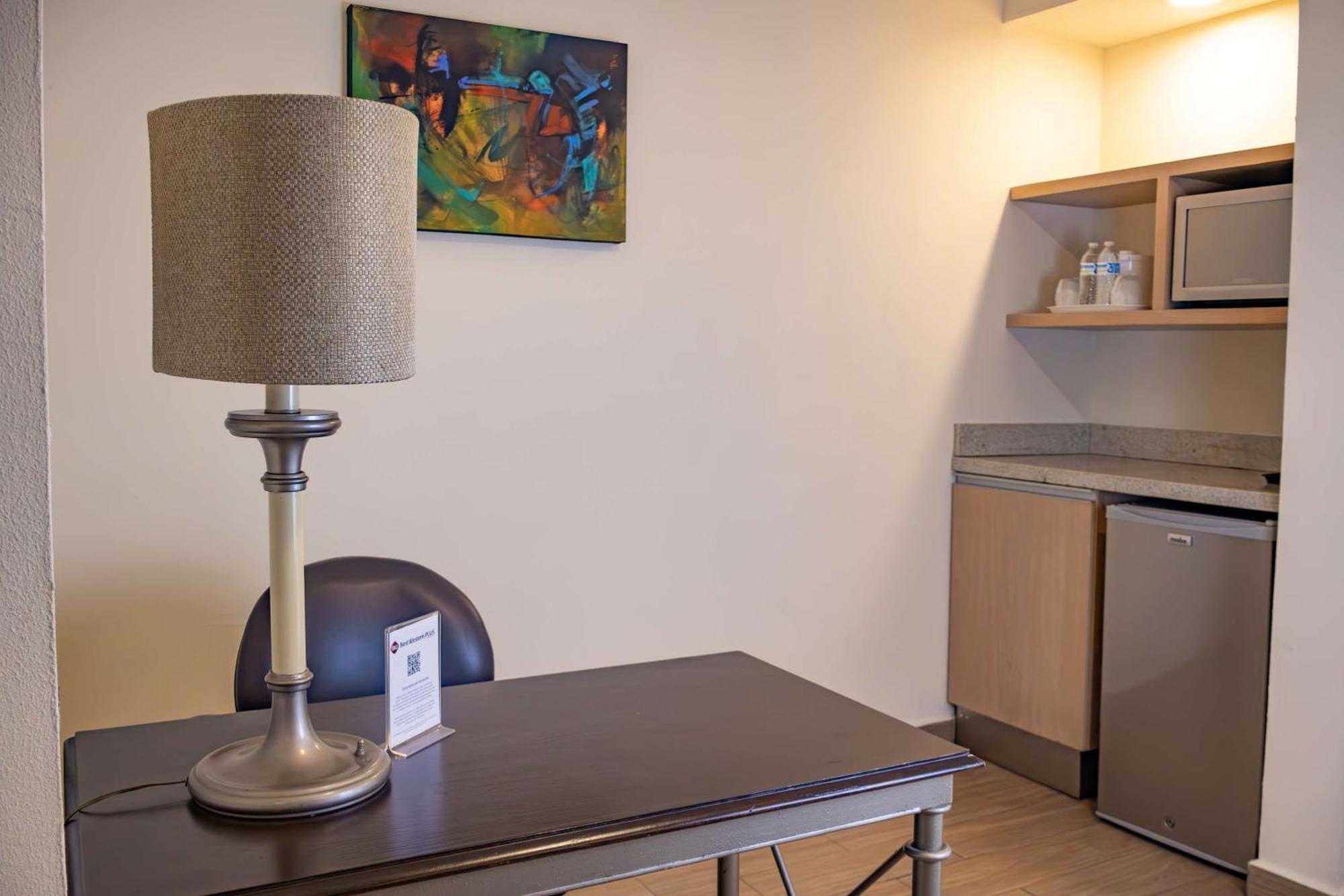 Best Western Plus Monterrey Colon Экстерьер фото