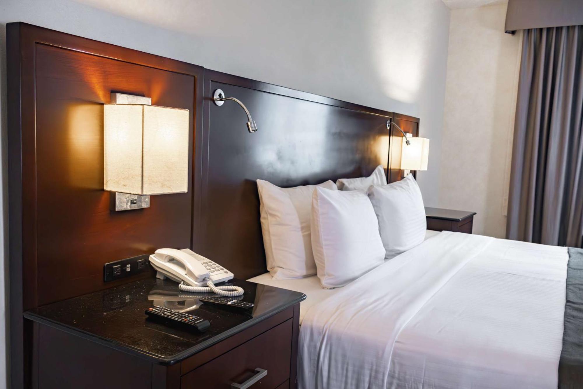 Best Western Plus Monterrey Colon Экстерьер фото