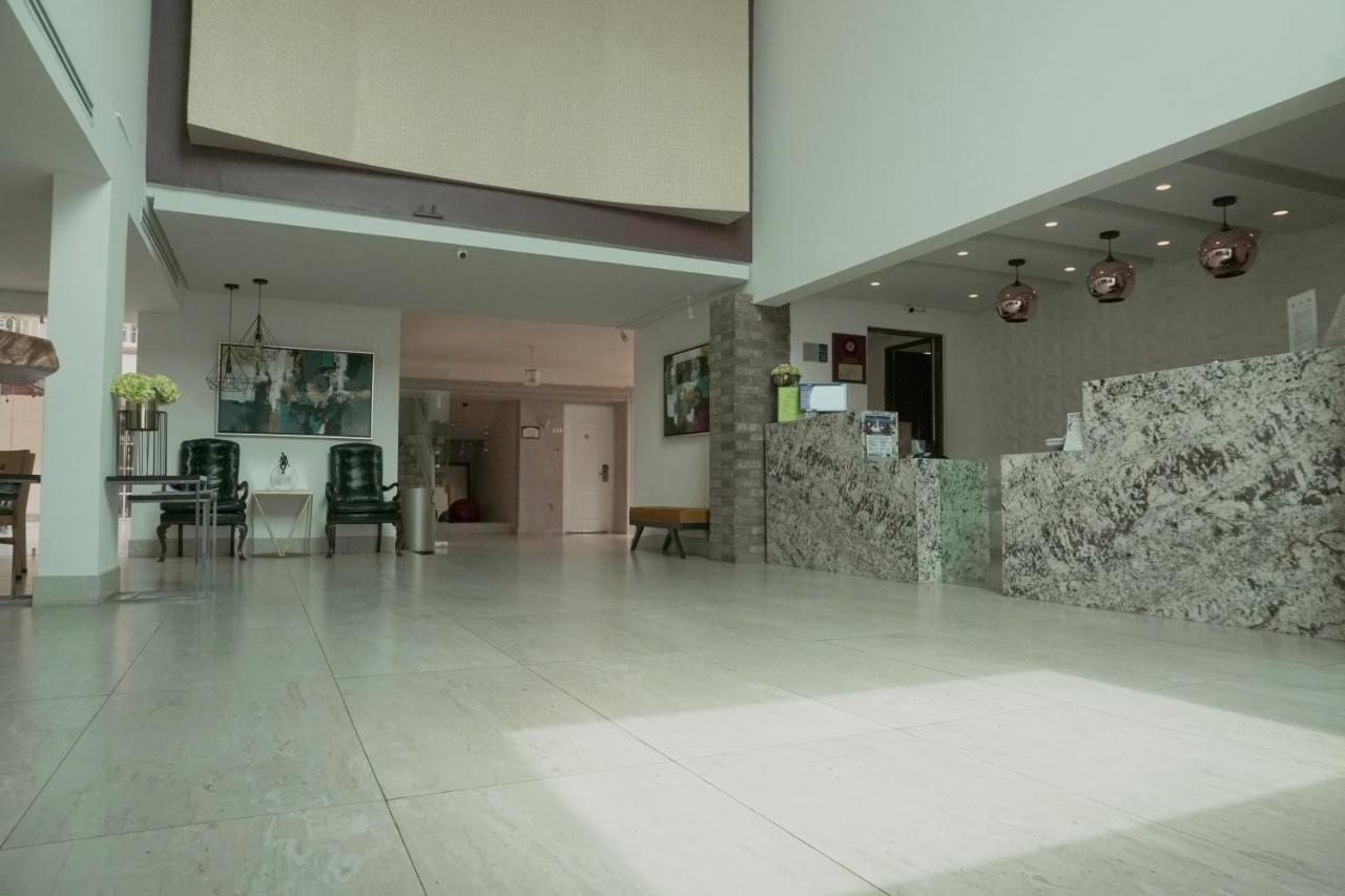 Best Western Plus Monterrey Colon Экстерьер фото